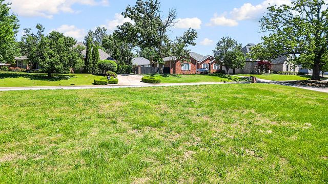 10 Fiddlesticks Trail, Rogers, AR 72758