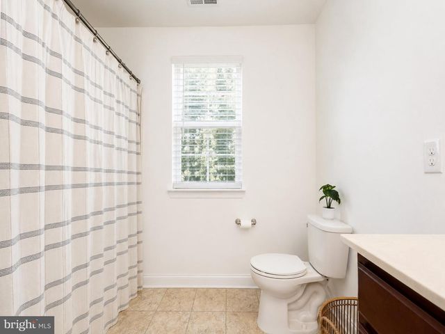 260 STAGGERBUSH RD, Williamstown, NJ 08094