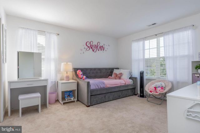 260 STAGGERBUSH RD, Williamstown, NJ 08094
