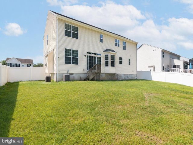 260 STAGGERBUSH RD, Williamstown, NJ 08094