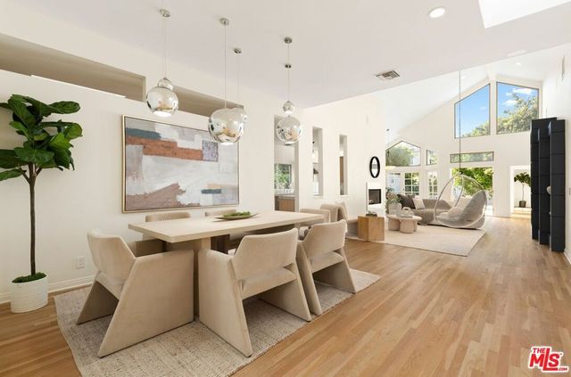 445 N Martel Avenue, Los Angeles, CA 90036