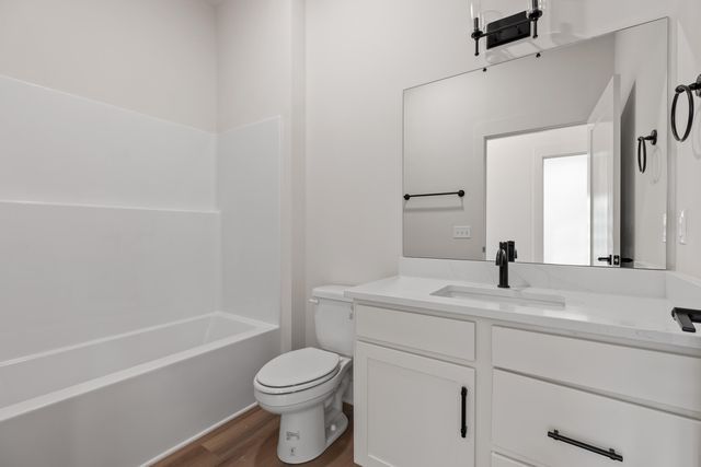 2405 E 18th Street, Chattanooga, TN 37404