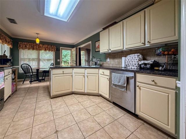 1983 Trestlebrook Way, Buford, GA 30519