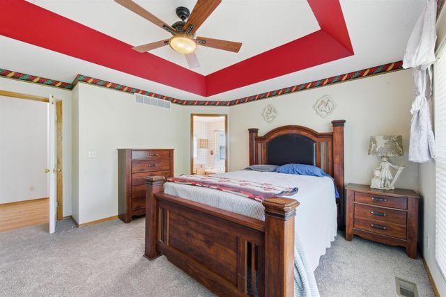 857 N Crest Ct, Wichita, KS 67206