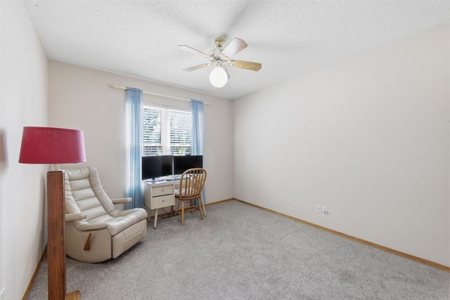 857 N Crest Ct, Wichita, KS 67206