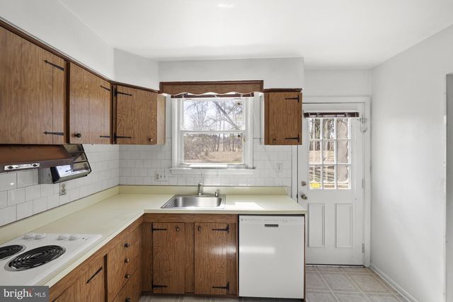 8605 LUCERNE RD, Randallstown, MD 21133