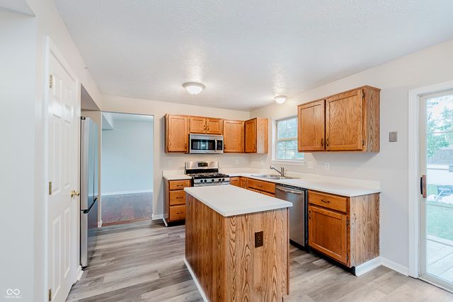 11917 Cardis Court, Indianapolis, IN 46229