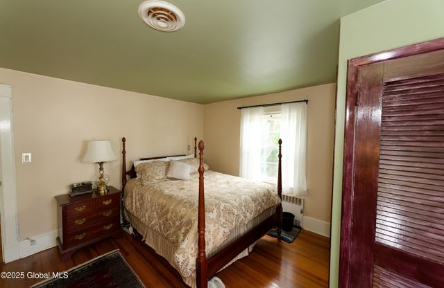 2 24th Street, Troy, NY 12180