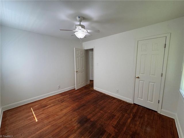 4865 Baux Mountain Road, Winston-salem, NC 27105