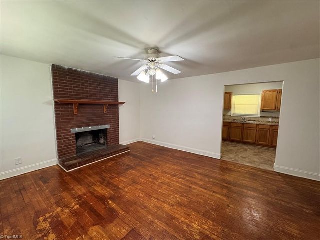 4865 Baux Mountain Road, Winston-salem, NC 27105