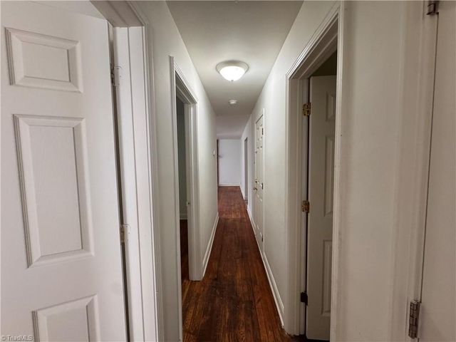 4865 Baux Mountain Road, Winston-salem, NC 27105