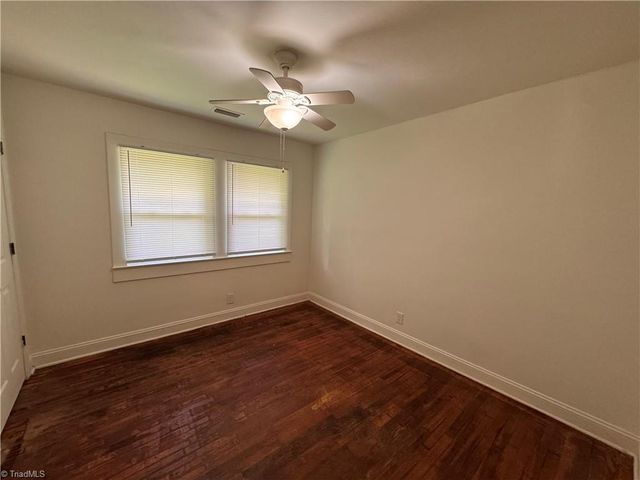 4865 Baux Mountain Road, Winston-salem, NC 27105