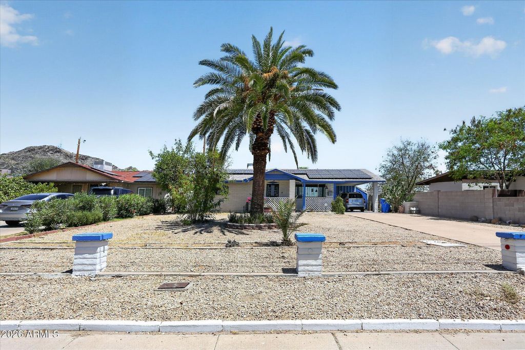 806 E MOUNTAIN VIEW Road, Phoenix, AZ 85020 — photo 3