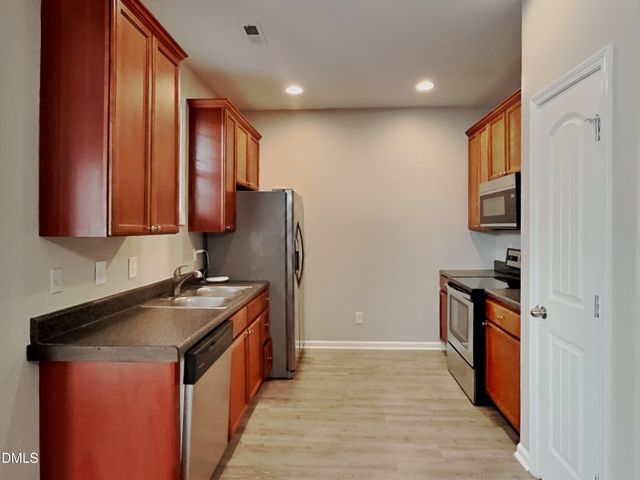 2403 King Malcolm Lane, Zebulon, NC 27597