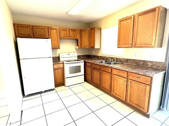 3365 SE Garden Street 3365, Stuart, FL 34997