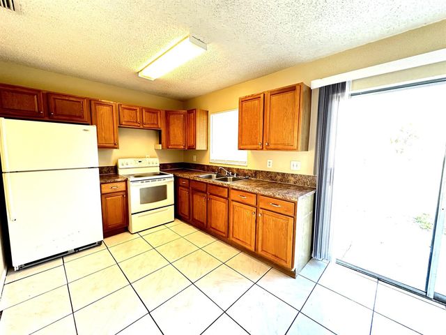 3365 SE Garden Street 3365, Stuart, FL 34997