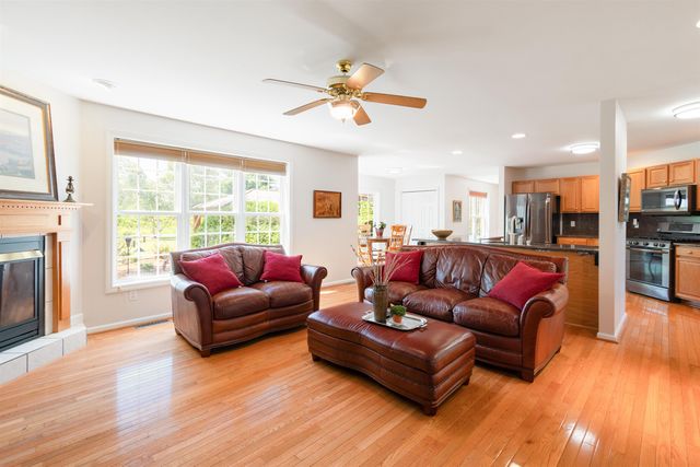109 Coyote Lane, Williston, VT 05495