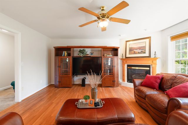 109 Coyote Lane, Williston, VT 05495