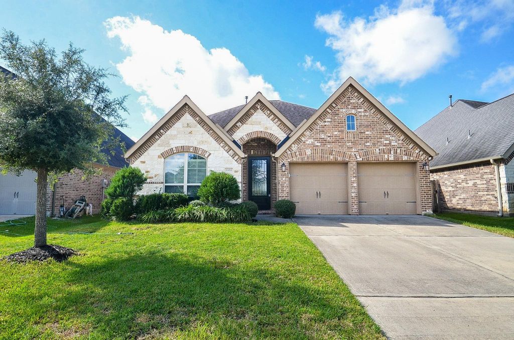 3351 Chandler Hollow Lane, Missouri City, TX 77459