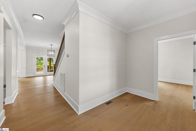 25 Stallings Road, Greenville, SC 29611