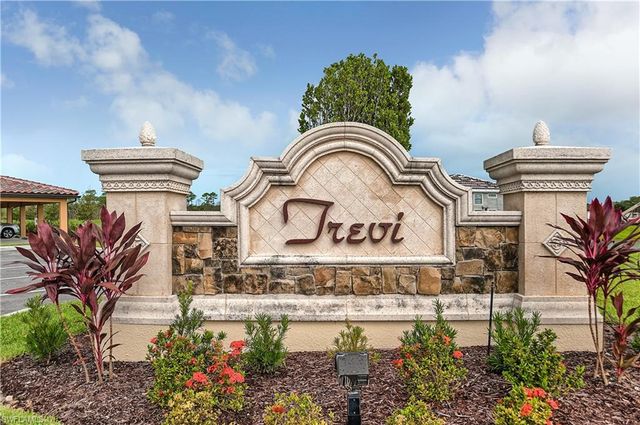 9572 Trevi CT 5015, Naples, FL 34113