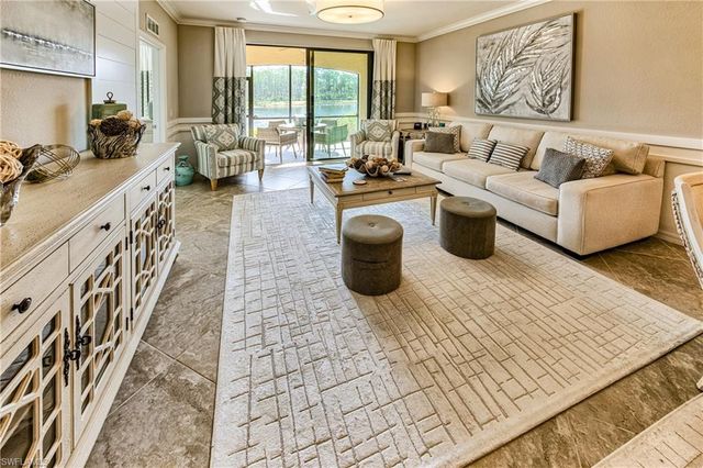 9572 Trevi CT 5015, Naples, FL 34113