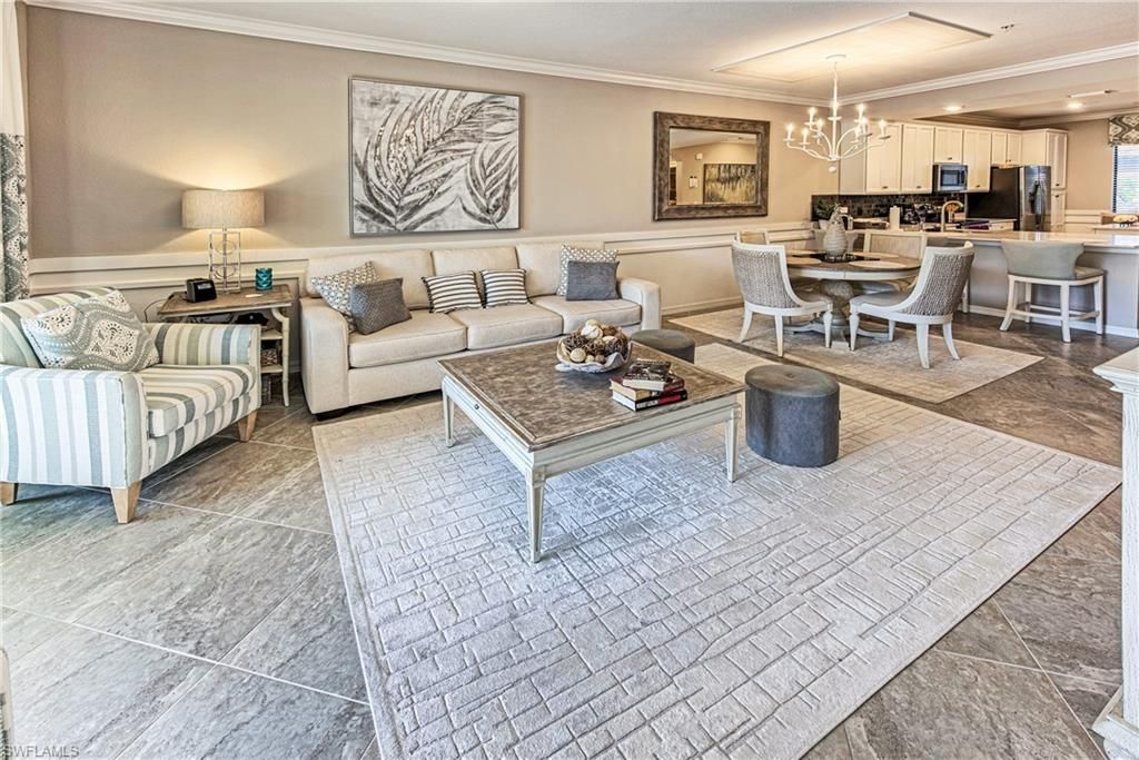 9572 Trevi CT 5015, Naples, FL 34113