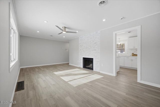 12 Laurel Road, Moreau, NY 12828