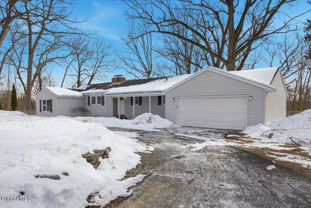 12 Laurel Road, Moreau, NY 12828