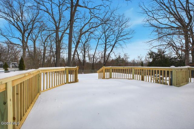 12 Laurel Road, Moreau, NY 12828