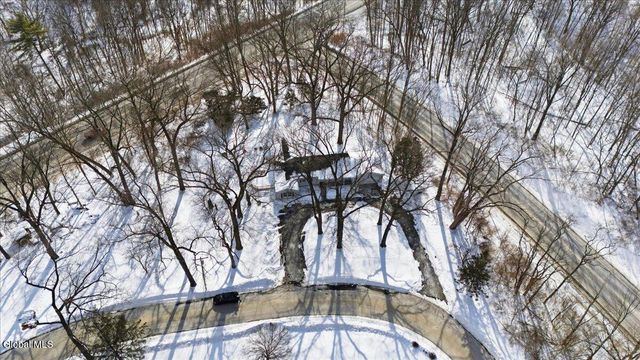 12 Laurel Road, Moreau, NY 12828