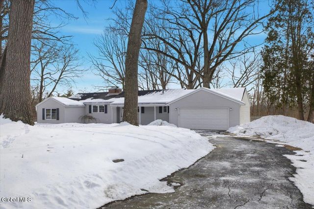 12 Laurel Road, Moreau, NY 12828