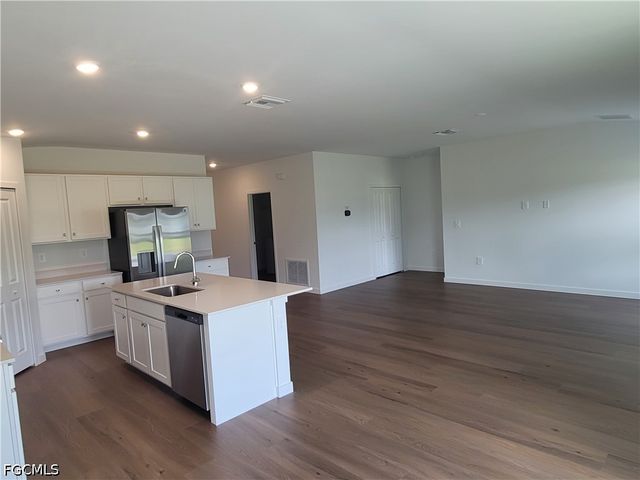 17360 Cantu CT, North Fort Myers, FL 33917