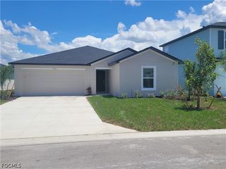 17360 Cantu CT, North Fort Myers, FL 33917