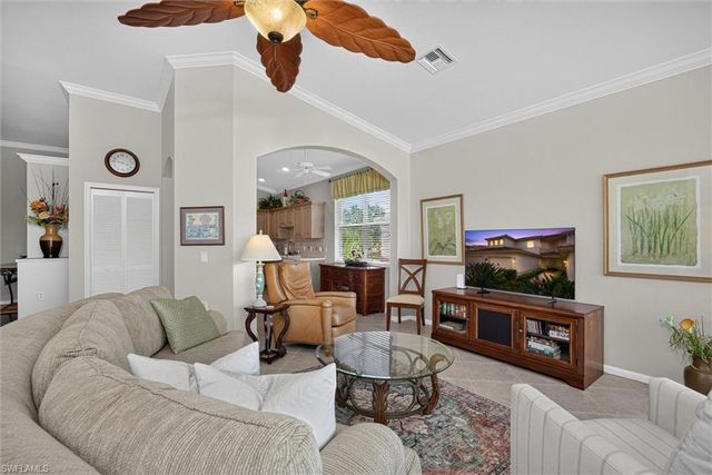 3050 Meandering WAY 201, Fort Myers, FL 33905