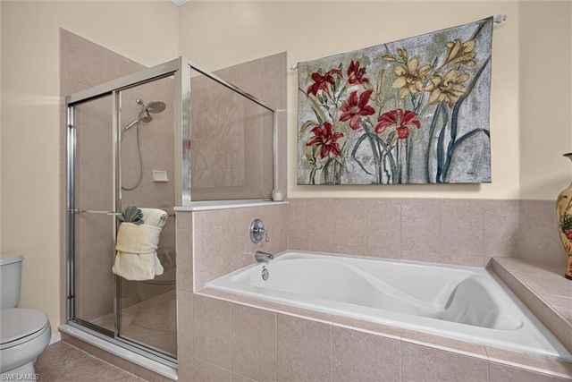 3050 Meandering WAY 201, Fort Myers, FL 33905