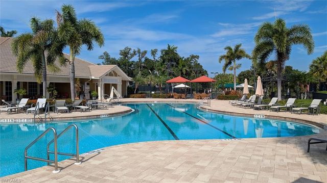 3050 Meandering WAY 201, Fort Myers, FL 33905