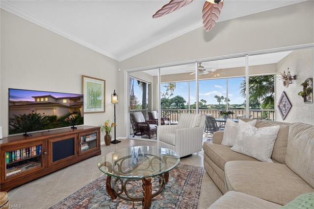 3050 Meandering WAY 201, Fort Myers, FL 33905
