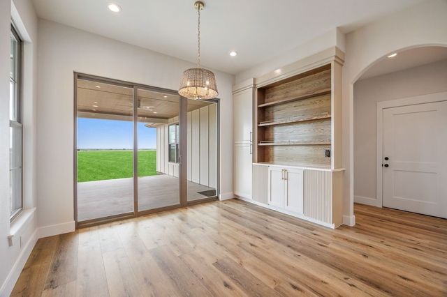 594 Sedalia Road, Van Alstyne, TX 75495
