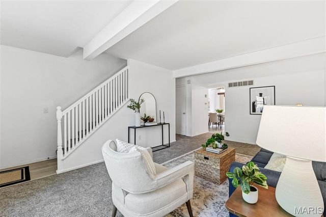2350 Charlemagne Drive, Maryland Heights, MO 63043