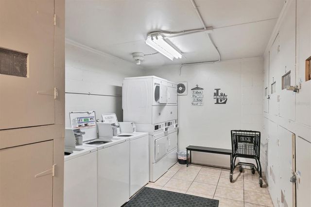 3350 S OSPREY AVENUE 211A, Sarasota, FL 34239