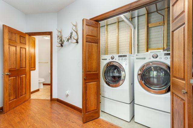 201 Apache Lane, Hide A Way Hills, OH 43107