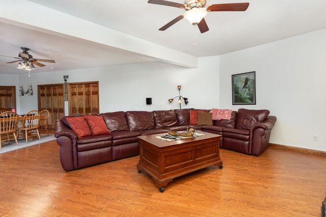 201 Apache Lane, Hide A Way Hills, OH 43107