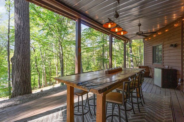 201 Apache Lane, Hide A Way Hills, OH 43107