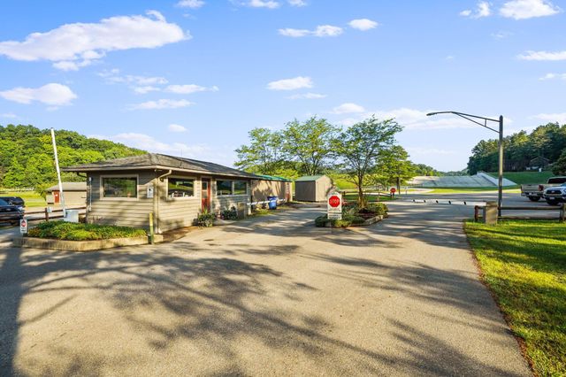 201 Apache Lane, Hide A Way Hills, OH 43107