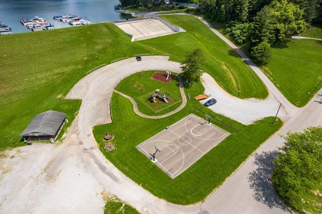 201 Apache Lane, Hide A Way Hills, OH 43107