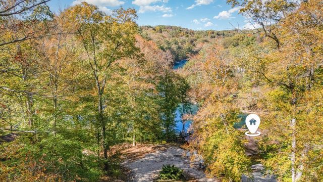 201 Apache Lane, Hide A Way Hills, OH 43107