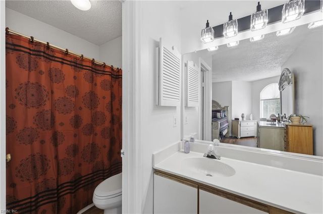 4630 Georgetown PL, Virginia Beach, VA 23455