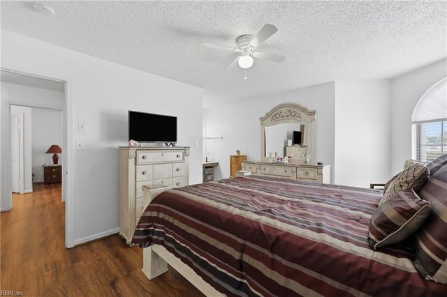 4630 Georgetown PL, Virginia Beach, VA 23455