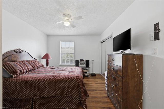 4630 Georgetown PL, Virginia Beach, VA 23455